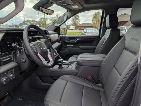 New 2026 GMC Sierra 1500 Denali w/ Denali Reserve Package AWD/4WD image 40