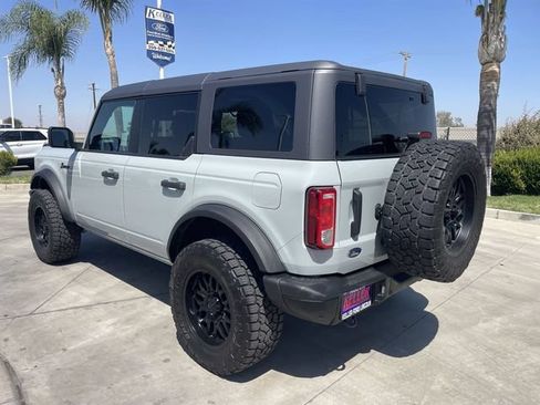 Used 2024 Ford Bronco Black Diamond AWD/4WD image 6