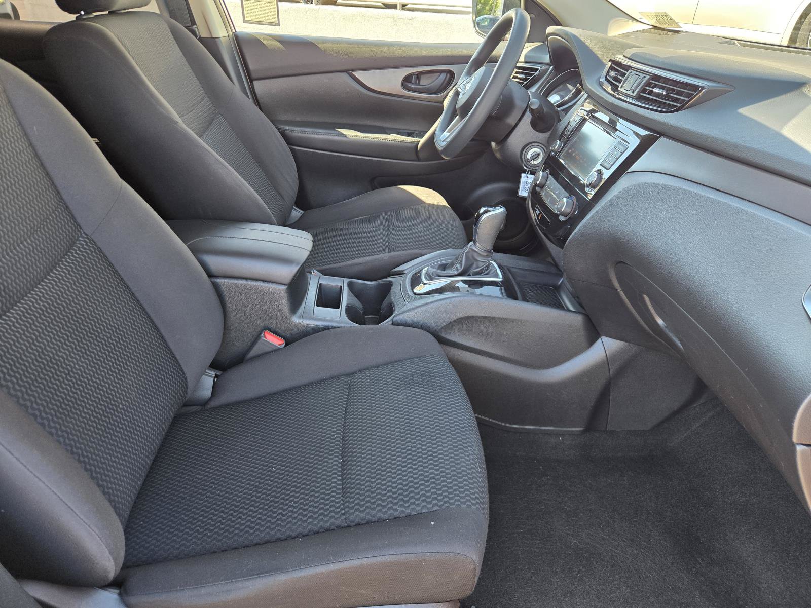 Used 2020 Nissan Rogue Sport S w/ Appearance Package FWD image 31