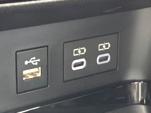 Used 2025 Toyota Camry XSE FWD image 27