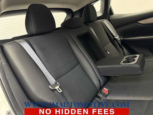 Used 2018 Nissan Rogue Sport S w/ S Appearance Package AWD/4WD image 18