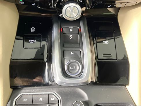 Used 2022 Acura MDX FWD w/ Technology Package image 24