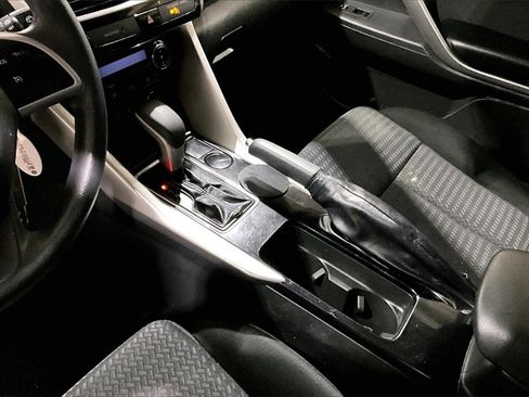 Used 2019 Mitsubishi Eclipse Cross ES image 13