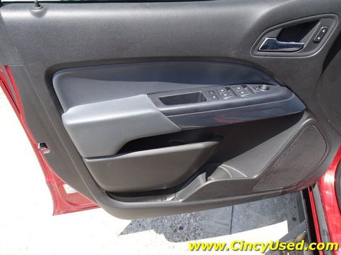 Used 2015 Chevrolet Colorado Z71 w/ LPO, Gearon Bar Package AWD/4WD image 30