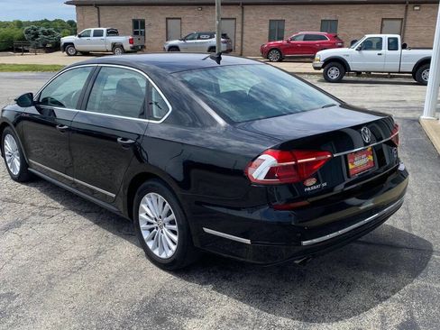 Used 2016 Volkswagen Passat 1.8T SE FWD image 3