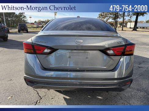 Used 2024 Nissan Altima 2.5 SV image 7
