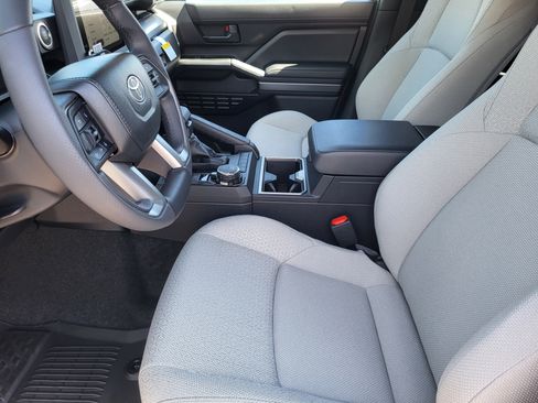 Certified 2026 Toyota 4Runner SR5 AWD/4WD image 10