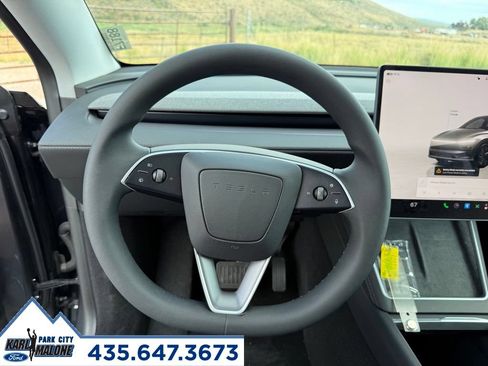 Used 2026 Tesla Model Y AWD image 16