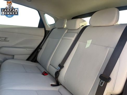 Used 2025 Hyundai Kona SEL FWD image 14
