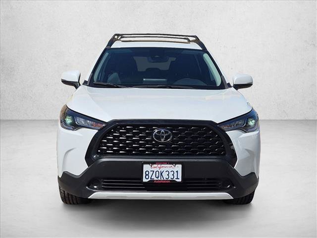Used 2022 Toyota Corolla Cross LE w/ Moonroof Package FWD image 2