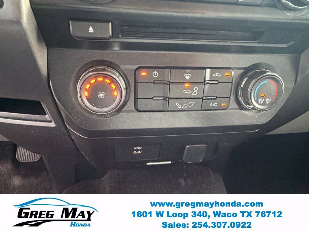 Used 2016 Ford F150 XLT AWD/4WD image 19
