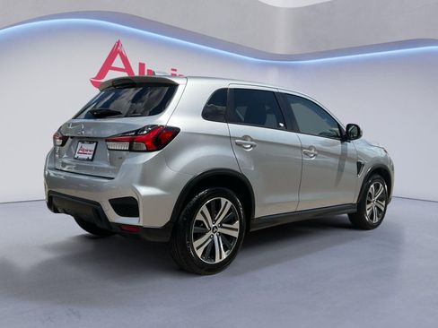 Used 2024 Mitsubishi Outlander Sport AWD image 5
