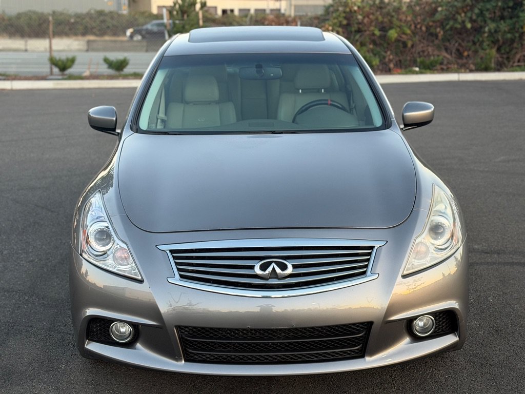 Used 2013 INFINITI G37 x Sedan w/ Premium Pkg AWD/4WD image 2