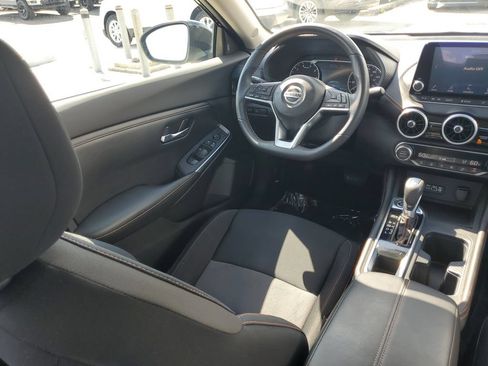 Used 2021 Nissan Sentra SR FWD image 19