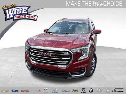Certified 2024 GMC Terrain SLT w/ LPO, Floor Liner Package AWD/4WD image 1