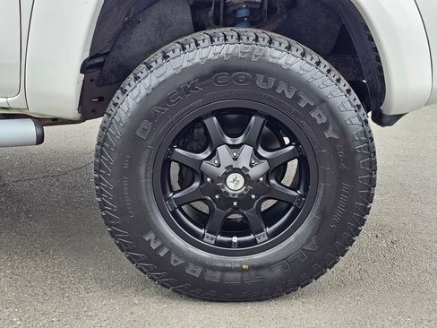Used 2007 Toyota Tacoma 4x4 Double Cab w/ TRD Sport Pkg #3 image 9