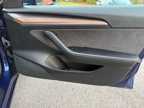 Used 2022 Tesla Model 3 image 28