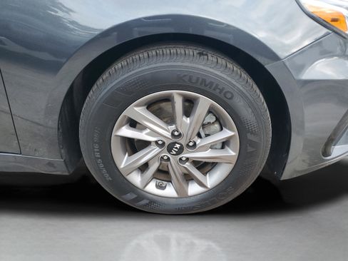 Certified 2020 Kia Optima LX image 31