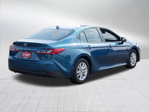 Certified 2025 Toyota Camry LE w/ Convenience Package FWD image 7