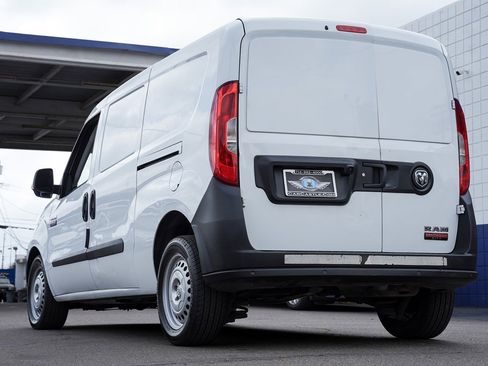 Used 2020 RAM ProMaster City Tradesman image 10