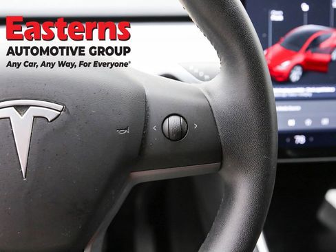 Used 2020 Tesla Model Y Performance AWD/4WD image 16