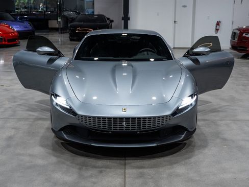 Used 2021 Ferrari Roma RWD image 35