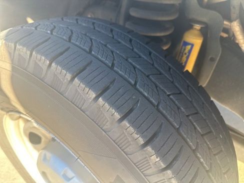 Used 2011 Ford F250 XL w/ PWR Equipment Group image 9