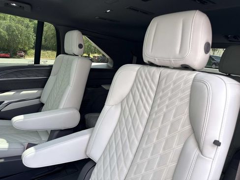 New 2025 Cadillac Escalade IQ Luxury 1 w/ Smart Trailering package AWD/4WD image 14