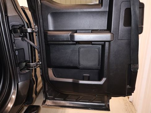 Used 2018 Ford F150 XLT w/ Equipment Group 301A Mid AWD/4WD image 14