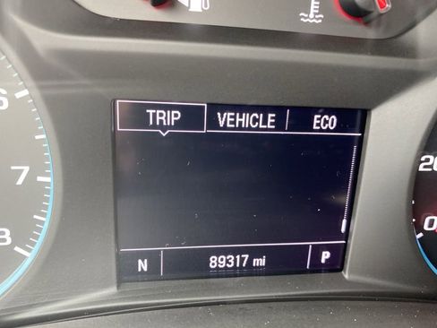 Used 2023 Chevrolet Equinox LS AWD/4WD image 25