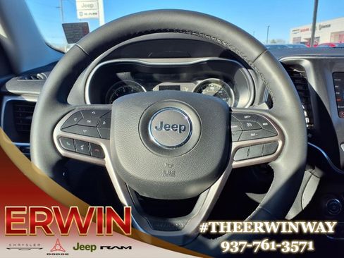 Certified 2021 Jeep Cherokee Latitude Lux image 18