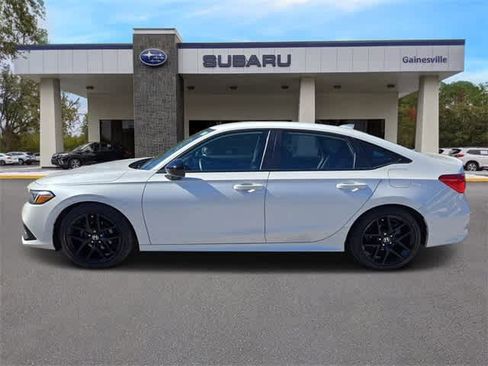 Used 2022 Honda Civic Sport image 3