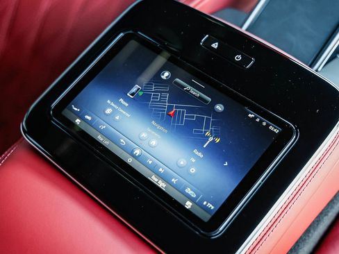 Certified 2025 Mercedes-Benz Maybach GLS 600 4MATIC image 21