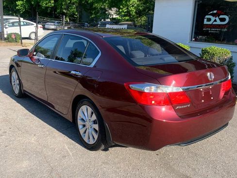 Used 2013 Honda Accord EX image 6
