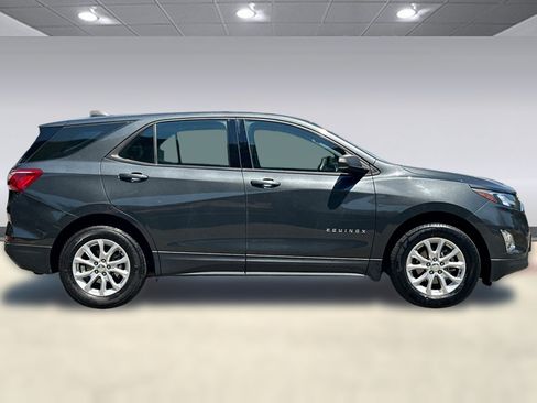 Used 2018 Chevrolet Equinox LS FWD image 7