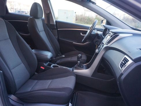 Used 2014 Hyundai Elantra GT image 14