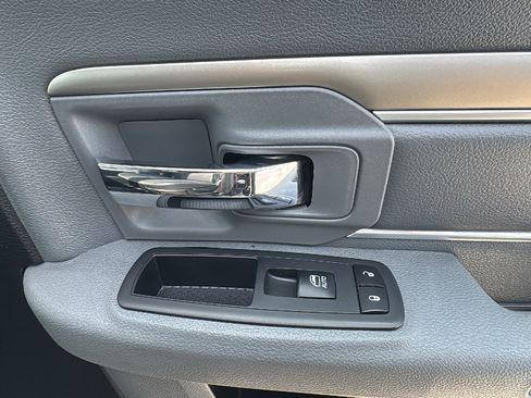 Certified 2018 RAM 1500 Lone Star image 29