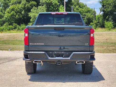 Used 2025 Chevrolet Silverado 1500 LT Trail Boss w/ LT Trail Boss Premium Package AWD/4WD image 6