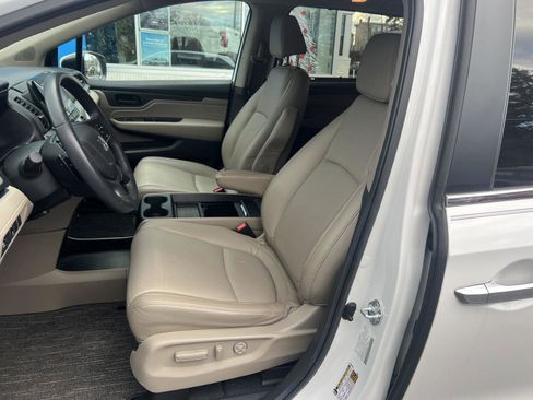 Used 2024 Honda Odyssey EX-L image 11