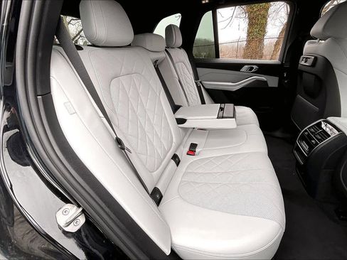 Used 2023 BMW X5 xDrive40i w/ Premium Package image 20