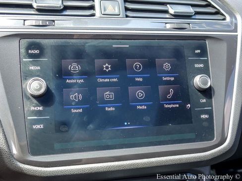 Used 2021 Volkswagen Tiguan SE R-Line AWD/4WD image 15