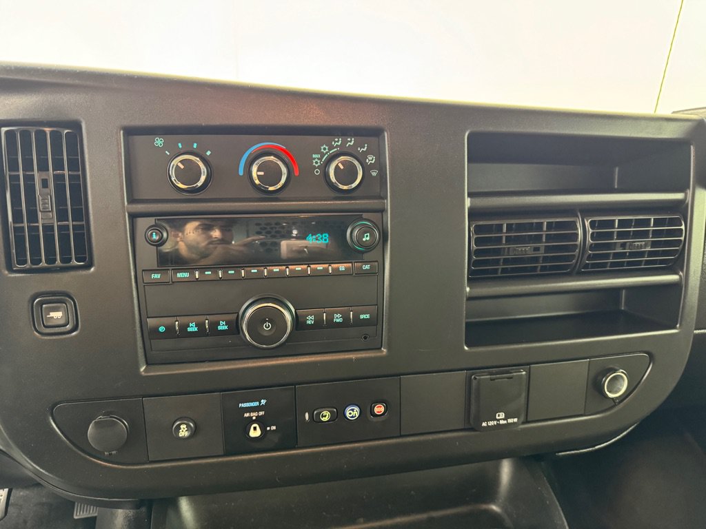 Used 2019 Chevrolet Express 2500 w/ Driver Convenience Package RWD image 15