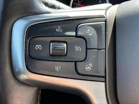 Used 2022 Chevrolet Silverado 1500 LTZ w/ LTZ Premium Package AWD/4WD image 11