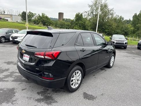 Used 2023 Chevrolet Equinox LS AWD/4WD image 8