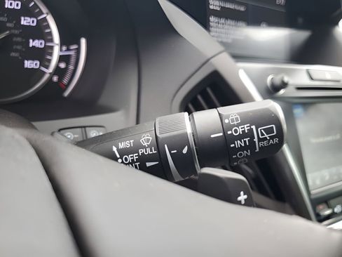 Used 2020 Acura MDX FWD image 37