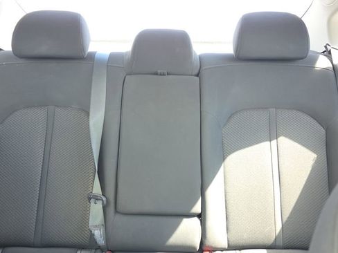 Used 2017 Kia Optima LX FWD image 10