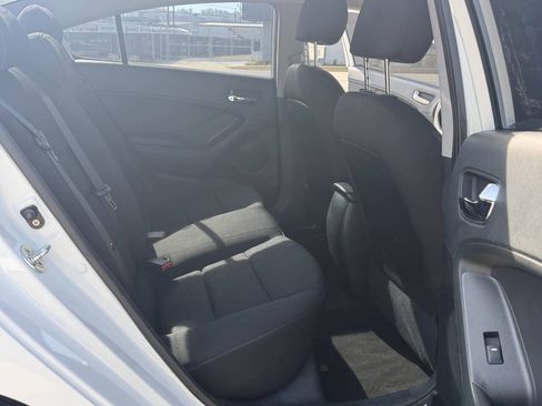 Used 2016 Kia Forte LX FWD image 8