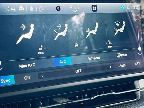 Certified 2024 Jeep Gladiator Sport AWD/4WD image 20