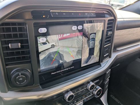 Used 2024 Ford F150 Lariat w/ FX4 Off-Road Package image 20
