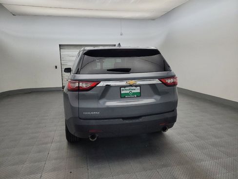 Used 2018 Chevrolet Traverse LS FWD image 6
